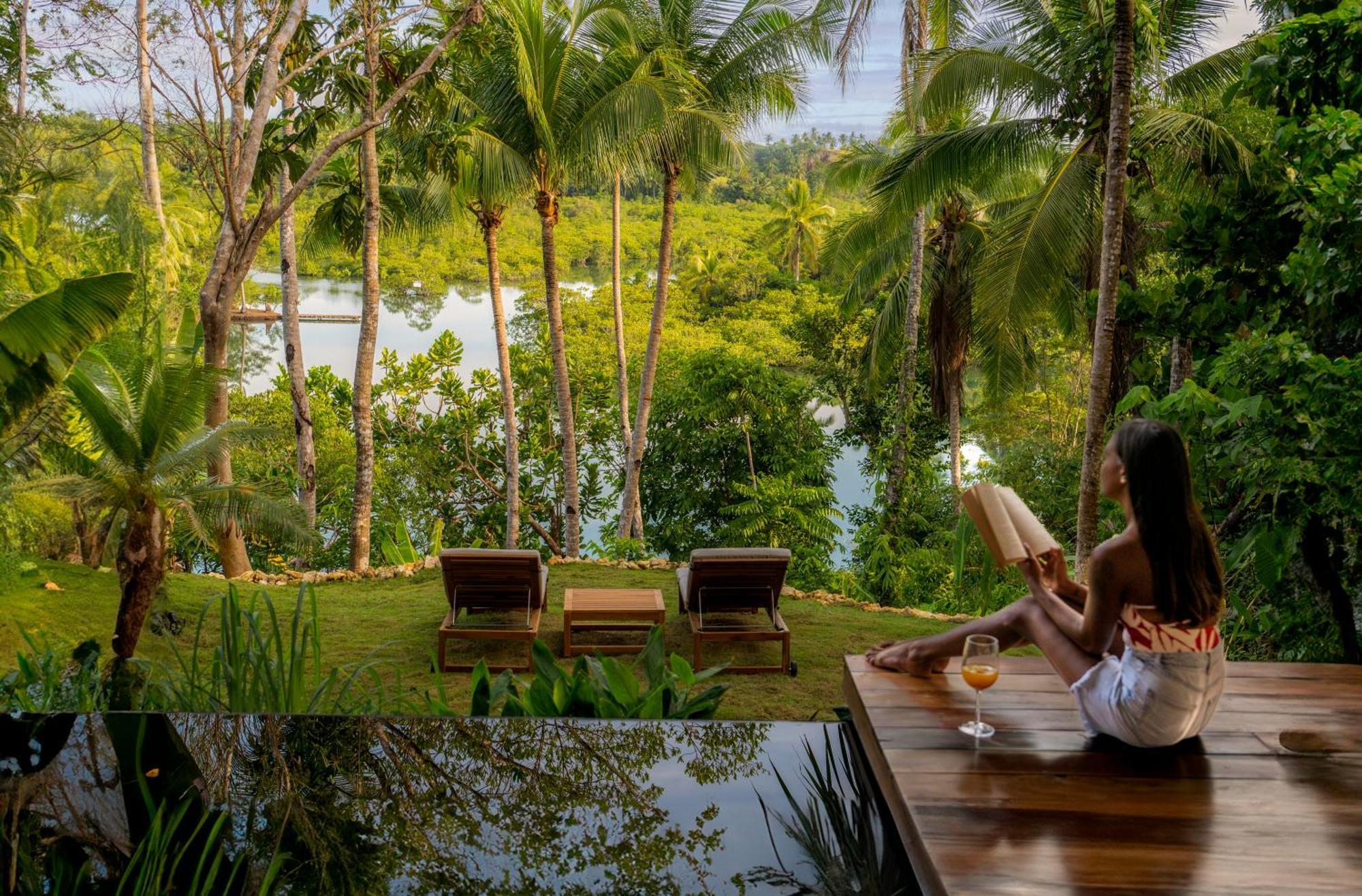 Private Villa With Pool - Kalani River Villas General Luna  Eksteriør bilde