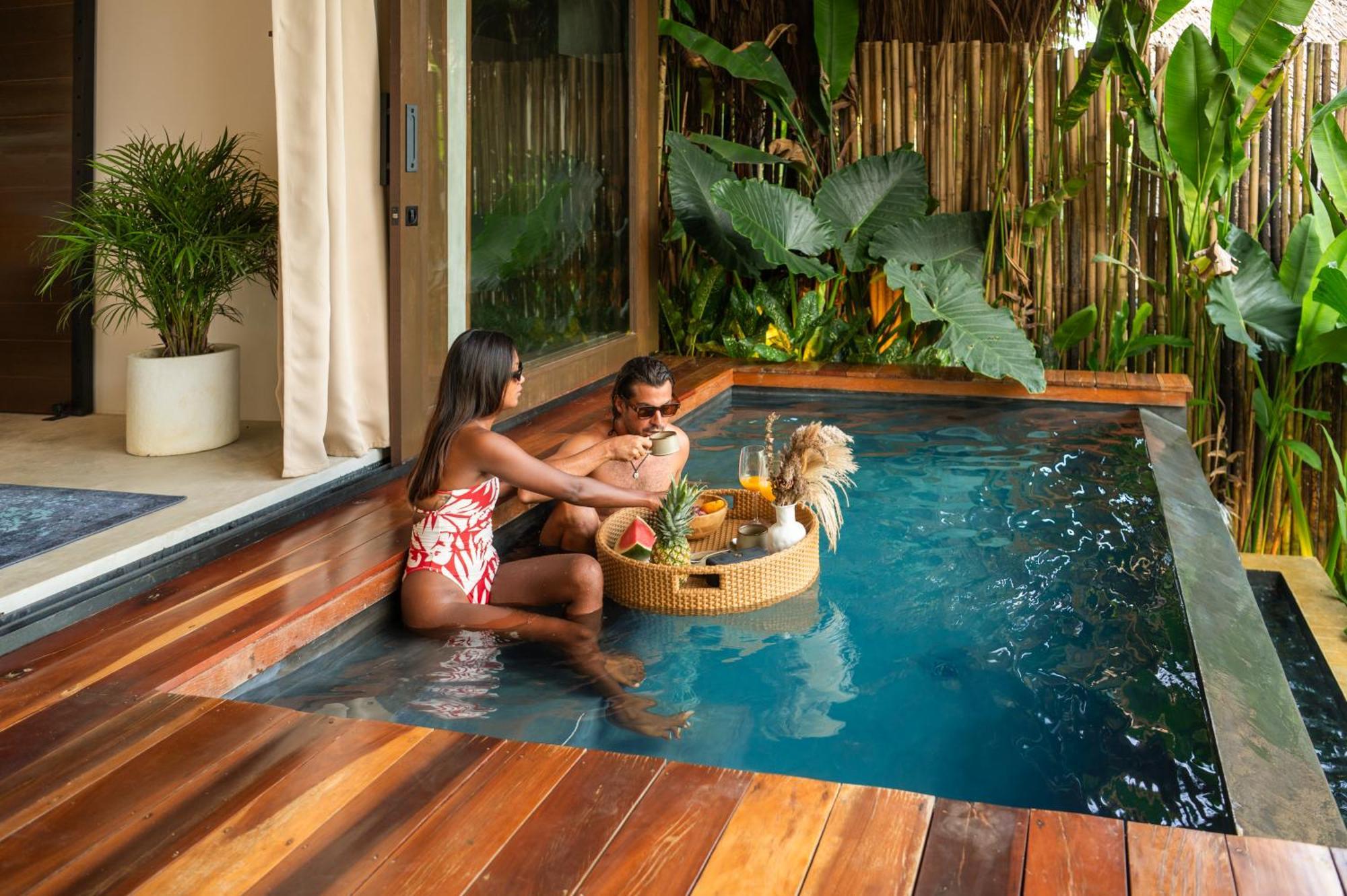 Private Villa With Pool - Kalani River Villas General Luna  Eksteriør bilde